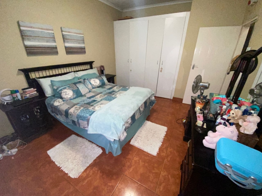 2 Bedroom Property for Sale in Waterval East North West